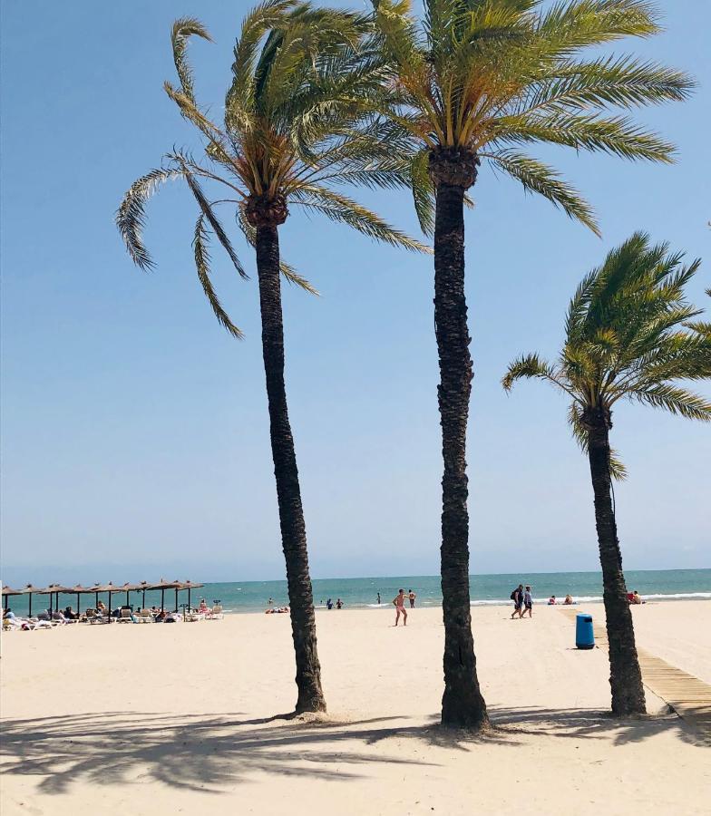 Be Happy, A 50 Metros De La Gran Playa